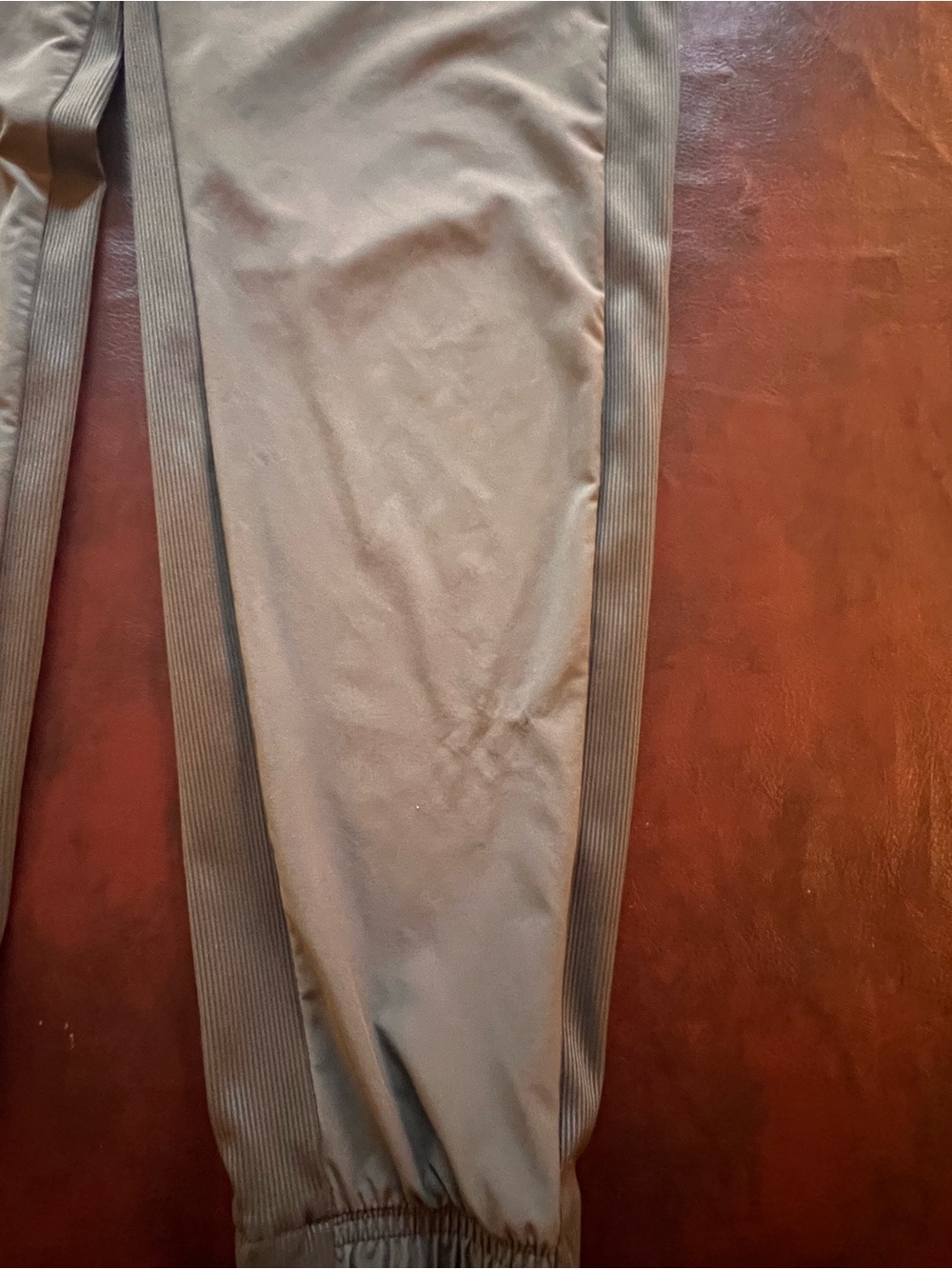 Athleta Brooklyn Joggers, Olive Green Size 12 - Picture 6 of 11